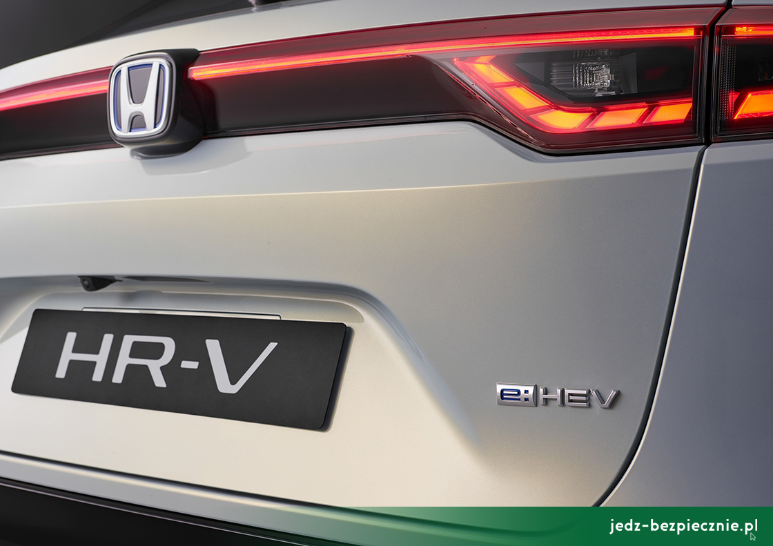 Premiera tygodnia - Honda HR-V III e:HEV - pokrywa bagażnika miękkiej hybrydy e:HEV